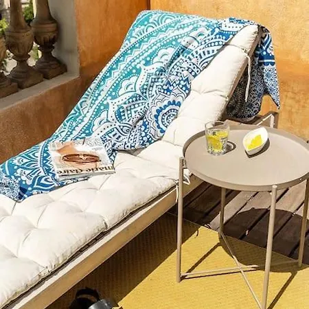 Canela Homes Atic Apartament Barcelona