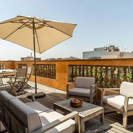 Canela Homes Atic Apartament Barcelona
